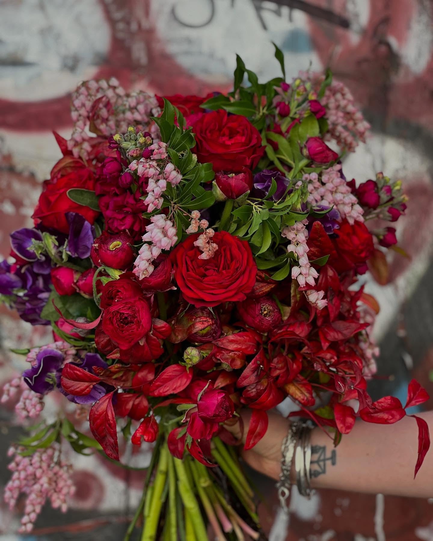 Premium Red Rose Mix Bouquet